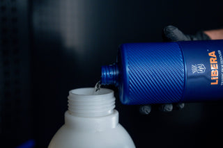 Labocosmetica LIBERA 1L (Safe and powerful prewash with TFR Technology - Traffic Film Remover)